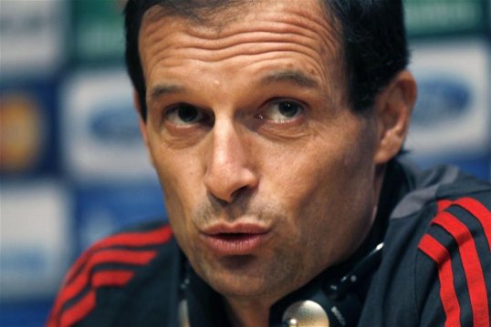 AC Milan manager Massimiliano Allegri will stay on as manager at the San Siro next season after the Italian survived showdown talks with club owners.