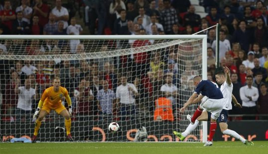 Scotland striker Kenny Miller has expressed his disappointment after his side lost 3-2 to England at Wembley on Wednesday evening.