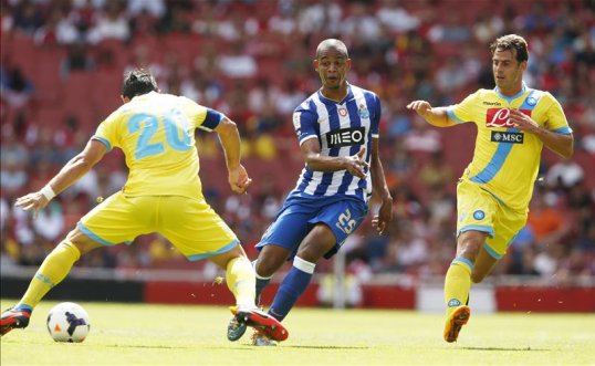Ligue 1 side Monaco are set to continue their incredible summer spending spree with a bid for FC Porto midfielder Fernando, according to reports in France.