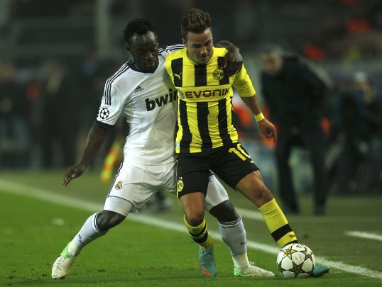 José Mourinho praised Michael Essien’s commitment after the Ghanaian midfielder filled in at full-back against Mallorca.