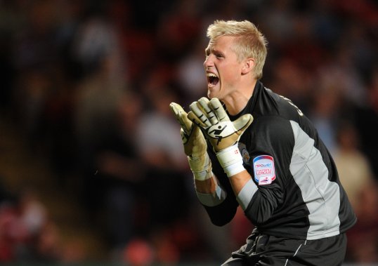 Leicester City goalkeeper Kasper Schmeichel is being considered for a move to Real Madrid by manager José Mourinho.