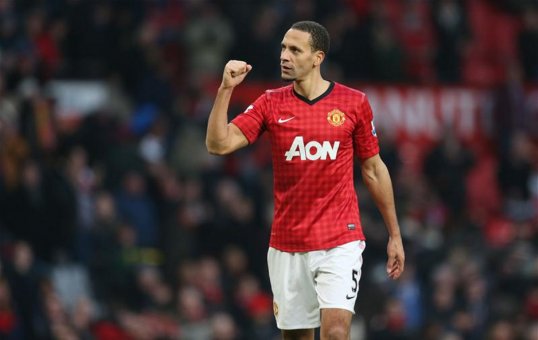 Manchester United manager David Moyes is confronted with a 'do I or don't I play Rio Ferdinand' dilemma, ahead of the Manchester derby.