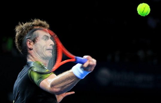 US Open champion Andy Murray has admitted to suffering from not being at peak fitness while he takes part in the Brisbane International before the Australian Open.