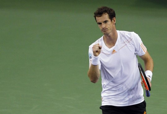 US Open champion Andy Murray leads world number one Roger Federer in their Shanghai Masters semi-final
