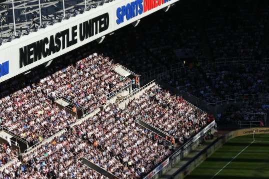 Fans of Newcastle United have reacted negatively to the announcement that the club have signed a sponsorship deal with Wonga.com.