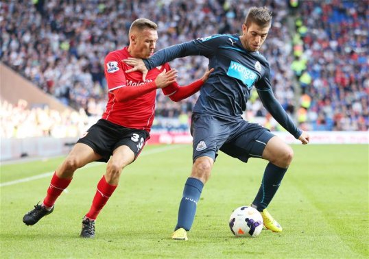 Serie A giants Napoli are considering a January bid for highly-rated Newcastle United full-back Davide Santon, it has emerged.