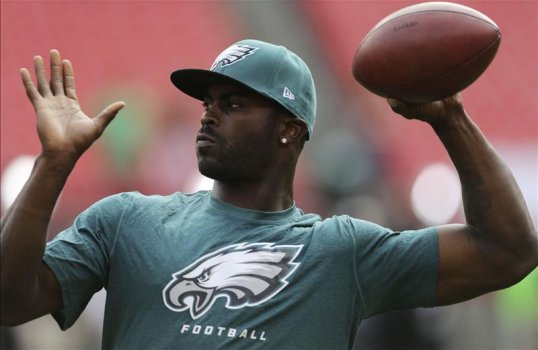 Coach Andy Reid takes his Kansas City Chiefs to Philadelphia to play the Eagles in the NFL’s Thursday night game.