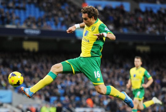 Johan Elmander and Gary Hooper have been selected to lead the Norwich City line against West Ham United on Saturday.