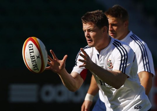 British and Irish Lions captain Brian O’Driscoll crossed the tourists second try of their warm-up match against Western Force with a tight dive into the corner.