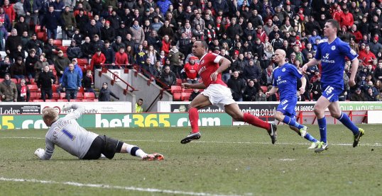 On-loan Barnsley striker Chris O’Grady has refused to rule out a permanent move to Oakwell in the summer.