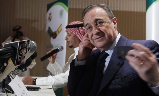 Real Madrid president Florentino Pérez has received the backing of the majority of the club's members, according to a recent survey.