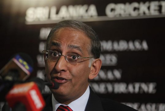 The Pakistan Cricket Board has announced that it plans to launch a Tewnty20 Super league in March involving five franchises who can sign six overseas players.
