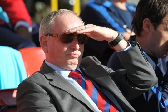 Crystal Palace want to make a “statement of intent” in their quest to find their next manager, a senior official has told Sports Direct News.