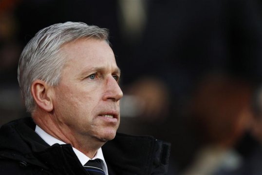 Newcastle United manager Alan Pardew blamed his team's FA Cup exit to Brighton & Hove Albion on the lack of established players in his starting 11.