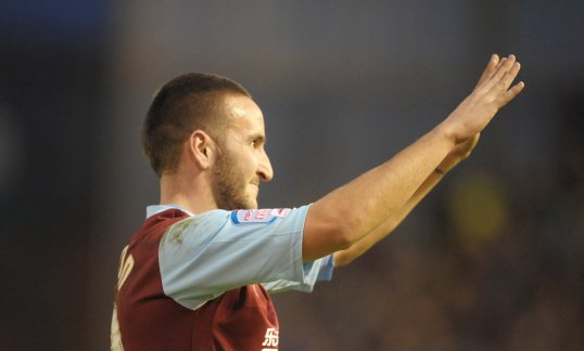 Burnley striker Martin Paterson is confident his contract situation will eventually be resolved.