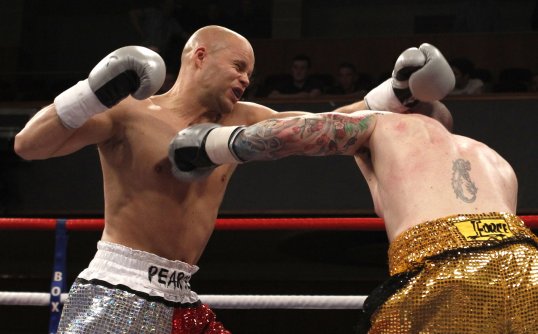 Steven Pearce has put his Christmas celebrations aside to concentrate on building his boxing career.