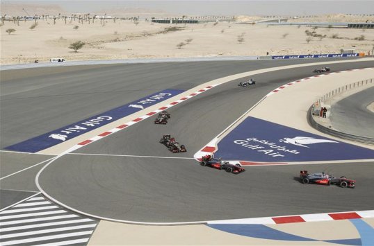 McLaren Formula 1 driver Sergio Perez has said he will not apologise to his team-mate Jason Button after the pair made contact whilst jostling for position at the Bahrain Grand Prix.