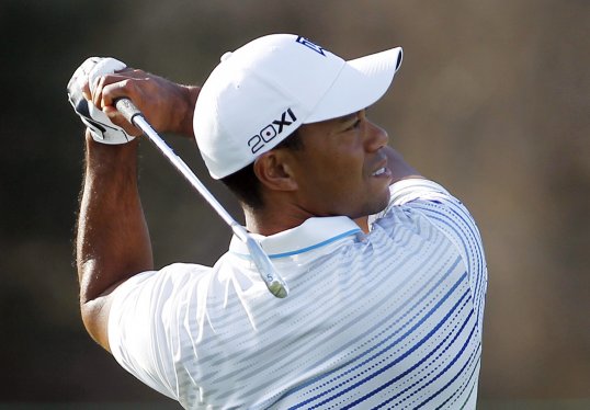 The PGA of America has called for the governing golf bodies to reconsider the proposed ban on the use of the anchored stroke that has become so popular with the proliferation of long putters.