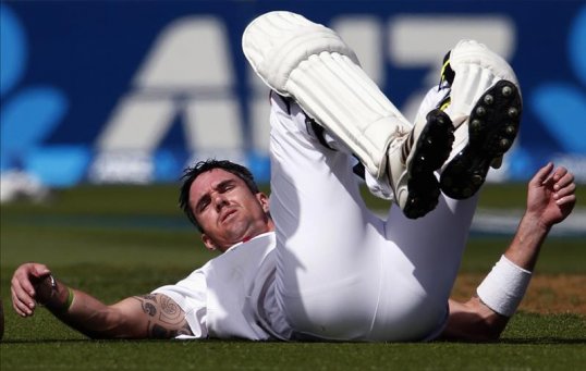 Kevin Pietersen has been ruled out of the final Test against New Zealand with a knee injury.