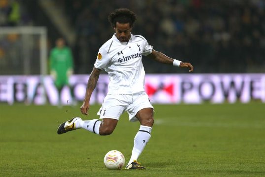 Tom Huddlestone has revealed how Tottenham Hotspur players have been stopped from expressing themselves under André Villas-Boas.