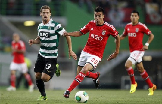 Tottenham Hotspur are preparing a January bid for Benfica atttacking midfielder Nicolas Gaitan, according to reports.