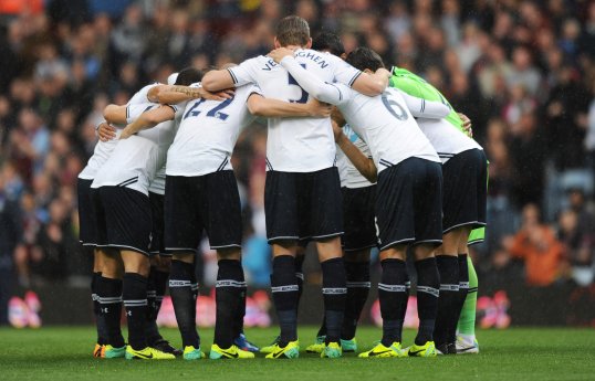 Tottenham Hotspur will aim to break into the top four once again when they take on Hull City at White Hart Lane on Sunday.