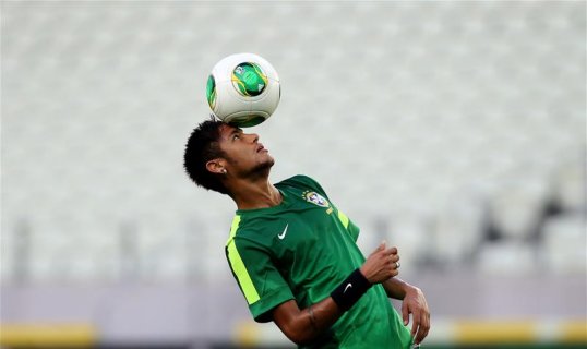 Barcelona doctors have revealed they are concerned with the weight of their new signing Neymar and think he could be too light for Spanish football.