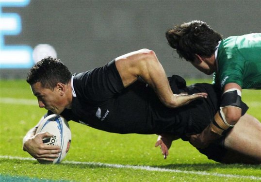 New Zealand’s top rugby union club sides are facing a financial crisis – despite the country’s national team lifting the World Cup and Championship titles during the last 18 months.