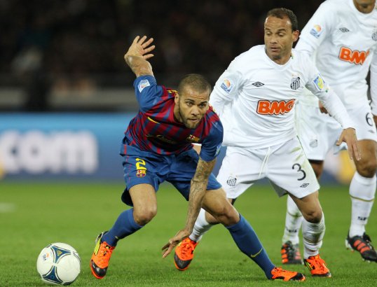 Paris St-Germain and Manchester City are squaring up for a battle in the race to sign Barcelona's defender Daniel Alves.