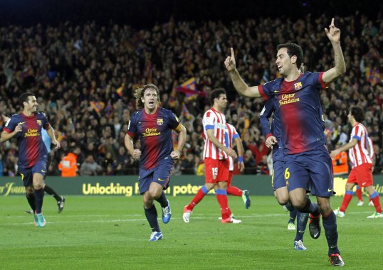 Carlos Puyol believes Barcelona team-mate Sergio Busquets is the best midfielder in the world.