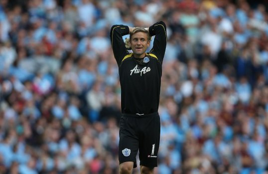 Former England goalkeeper Robert Green has been told by Queens Park Rangers he can leave the club for nothing just three months after he joined the London side.