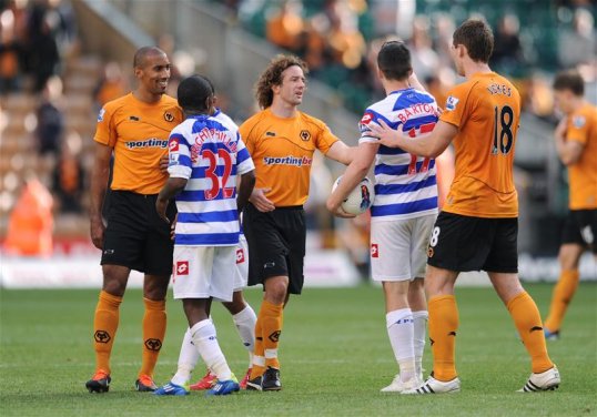 Queens Park Rangers Karl Henry has moved to end his long-running feud with his new teammate Joey Barton.