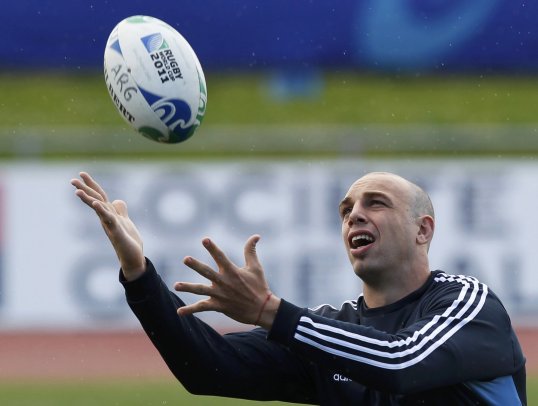 Worcester Warriors have signed Toulon back-row Leonardo Senatore for next season.