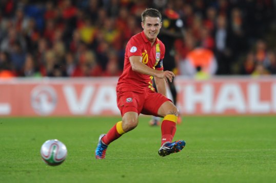 Arsenal defender Aaron Ramsey is to lose his Wales captaincy for the World Cup qualifiers against Scotland and Croatia.