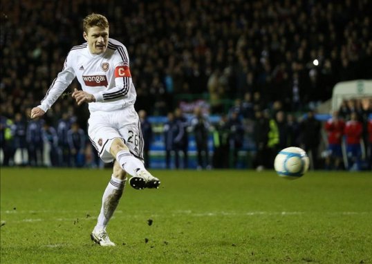 Former Heart of Midlothian captain Marius Zaliukas, who has been on trial at Rangers, has been offered a deal by the club.