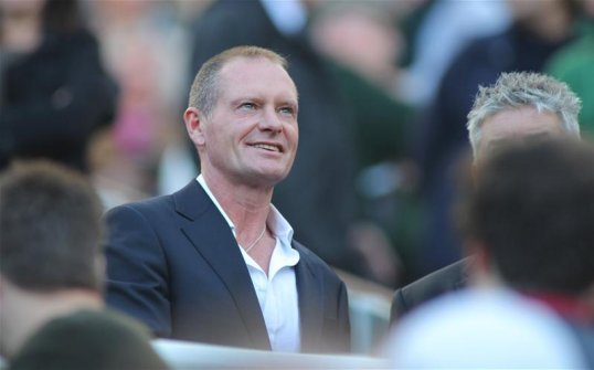 Rangers chief executive Charles Green has revealed that he is in talks with Newcastle United to organise a friendly match to raise funds for the two clubs' former player Paul Gascoigne.