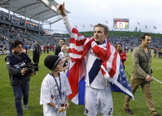 Monaco coach Claudio Ranieri has admitted he is interested in signing David Beckham.
