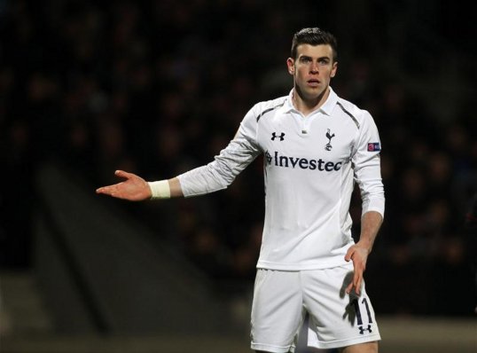 Real Madrid are manoeuvring off the pitch in an attempt to land Tottenham Hotspur winger Gareth Bale, according to Spanish reports.