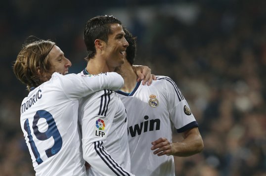 Real Madrid will beat Manchester United tonight – according to the bookies.