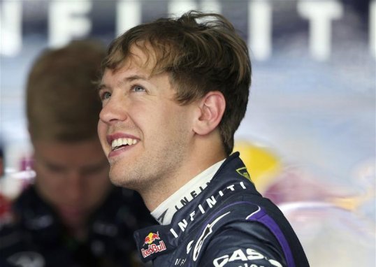 Red Bull’s Sebastian Vettel is expecting a close battle for the top spots with rivals Lotus and Ferrari in the Bahrain Grand Prix on Sunday.