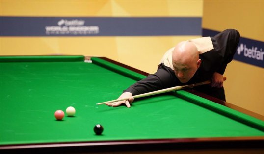 World number 30 Mark King knocked out Mark Allen out of the World Snooker Championship in the second round at the Crucible.