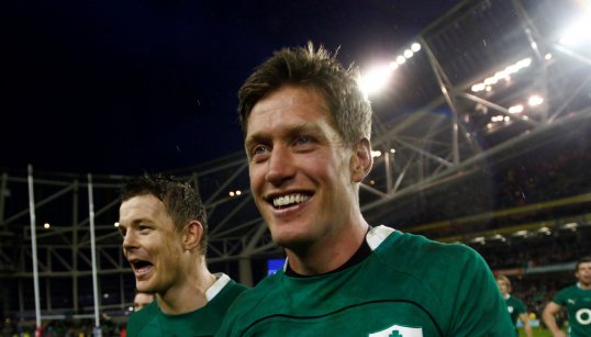Ronan O'Gara’s boot gave Muster a solid 9-3 lead over Saracens in their European Cup Pool One match.