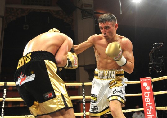 British lightweight Anthony Crolla has labelled WBA world super-bantamweight champion Scott Quigg as his inspiration for a world title.