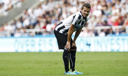 Newcastle United's Yohan Cabaye and Southampton's Gaston Ramirez are top midfield targets for Serie A giants Roma this January.