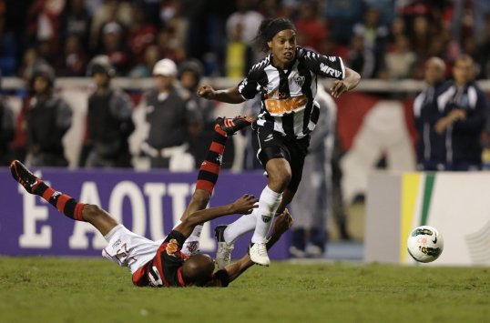 Ronaldinho has revealed he signed a new one-year contract with Atletico Mineiro because of the passion of the club’s fans.