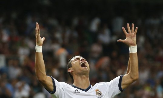 Cristiano Ronaldo wants a new deal at Real Madrid worth a whopping £25 million a year, According to The Sun.