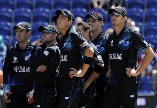 Sri Lanka regained their composure after a disappointing innings to claim the early wicket of Luke Ronchi to leave New Zealand on 14-1 in the Champions Trophy in Cardiff.