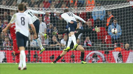 England striker Wayne Rooney has overtaken Gary Lineker as the country's leading World Cup scorer, after netting in tonight's qualifier against Poland at Wembley.