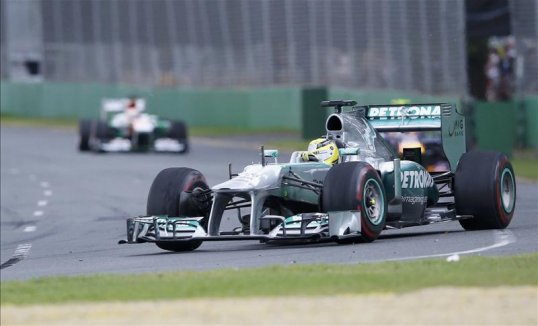 Mercedes’ Nico Rosberg is out of the Australian Grand Prix having pulled off the track and climbed out of his car.