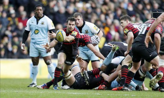Saracens have overcome Northampton Saints to go into the New Year in second place in the Aviva Premiership while the Saints slip to sixth.